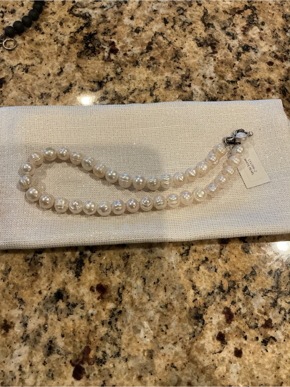 Freshwater White Pearl Necklace with Silver Clasp